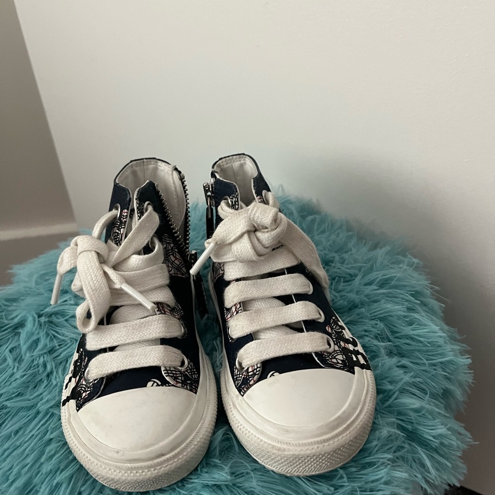 Authentic Blue Burberry Sneaker size 7C